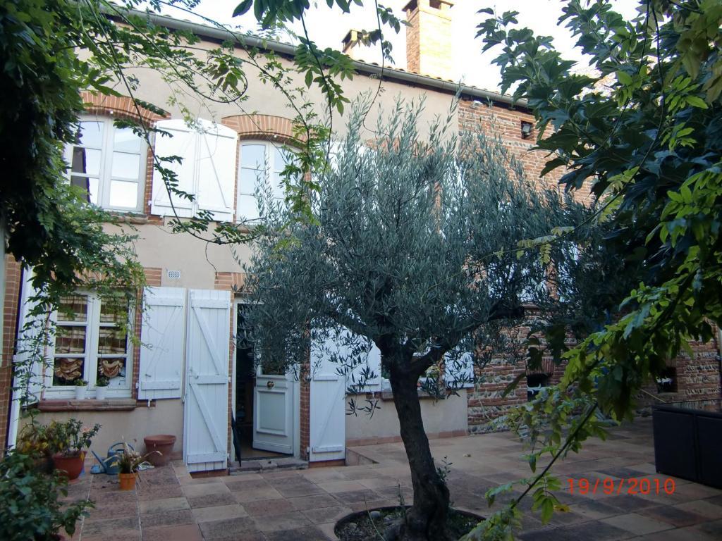 La Des Violettes Bed & Breakfast